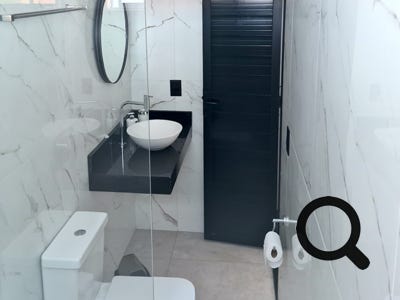 Nuestros modernos cuartos de baño ofrecen comodidad como en casa, agua caliente y grifería que ahorra agua. Secador de pelo, toallas, jabón líquido forman parte del equipamiento básico. Los deseos adicionales se tienen en cuenta con mucho gusto.